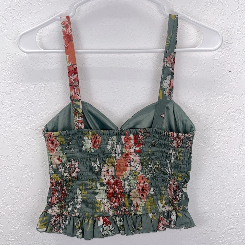 NWT xsmall floral print crop top sweetheart neckline quilted tank top ruched - Picture 2 of 11